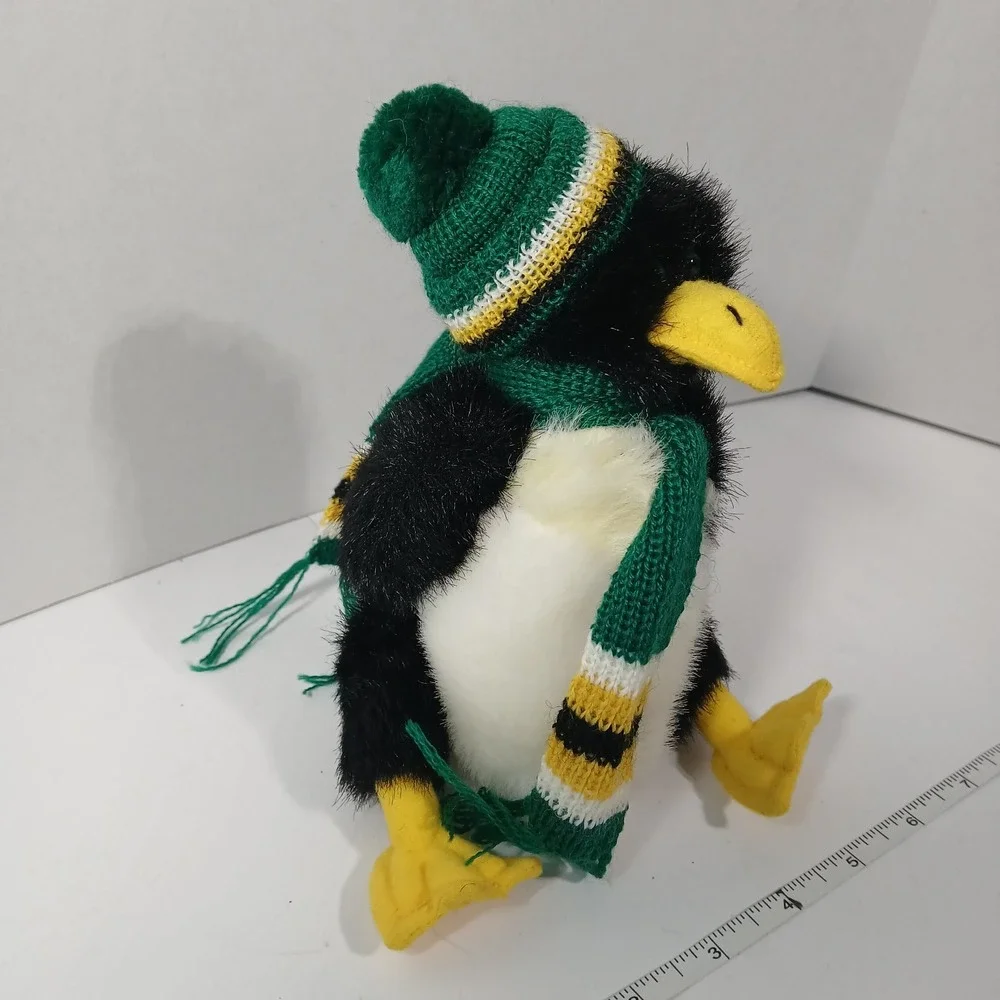Ty 1993 Attic Treasure Waddlesworth The Penguin